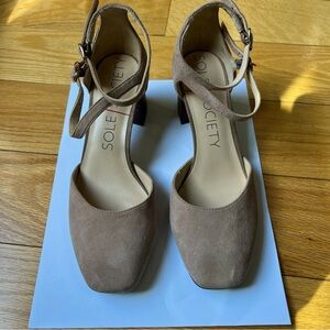 Sole Society Selby Double Strap Pump - Size 6 Taupe Suade